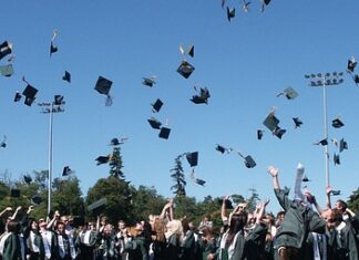 Czy dyplom nauczyciela wygasa?