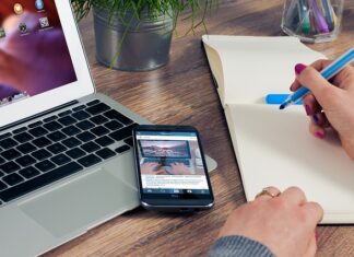 Czy pracodawca może żądać świadectwa pracy?