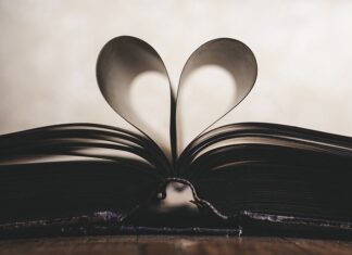 Jak się nazywa pierwsza strona umowy?